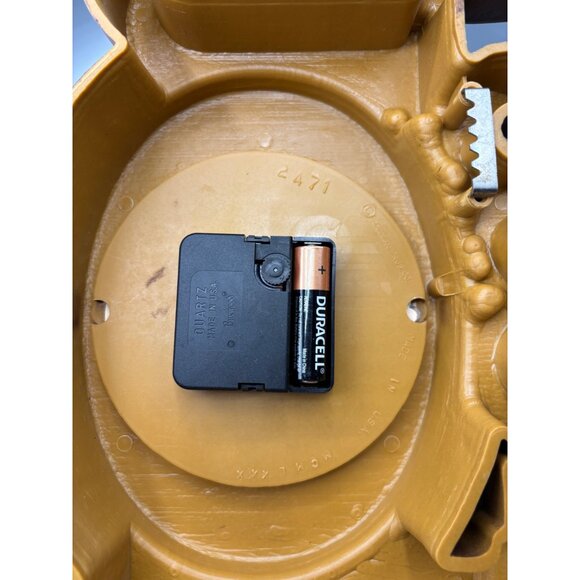 Vtg Burwood 80s Wall Clock Faux Wood "Bless This House" Quartz Movement - Picture 7 of 10